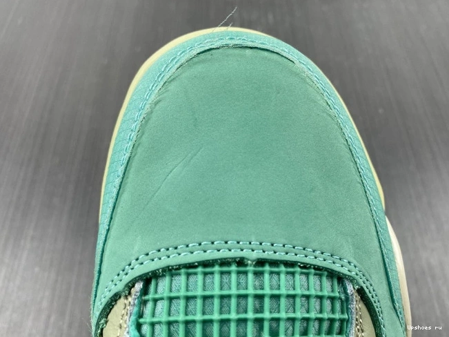 CV9388-102 AJ4 OW Jordan O-W  4 Air 0725